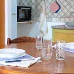 House Leoni