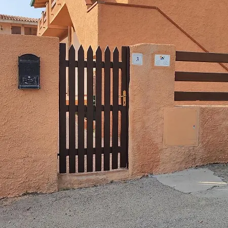 House Leoni