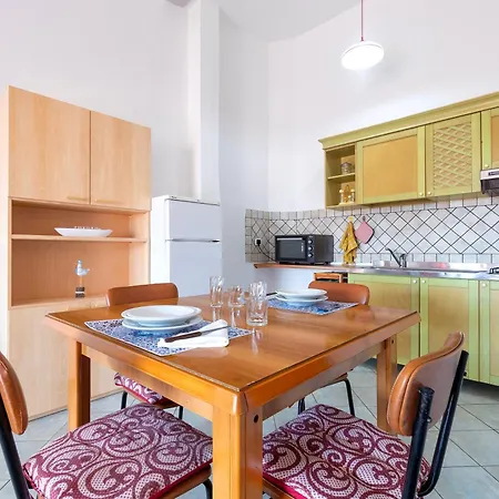 House Leoni